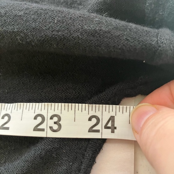 Vince Long Sleeve Sweater Sz M Black Cotton‎ Casual Minimalist Neutral - Picture 5 of 6